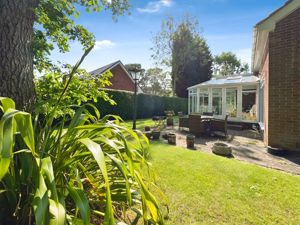 Photo 29- click for photo gallery